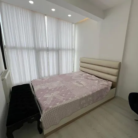 Apartment 4 Numara